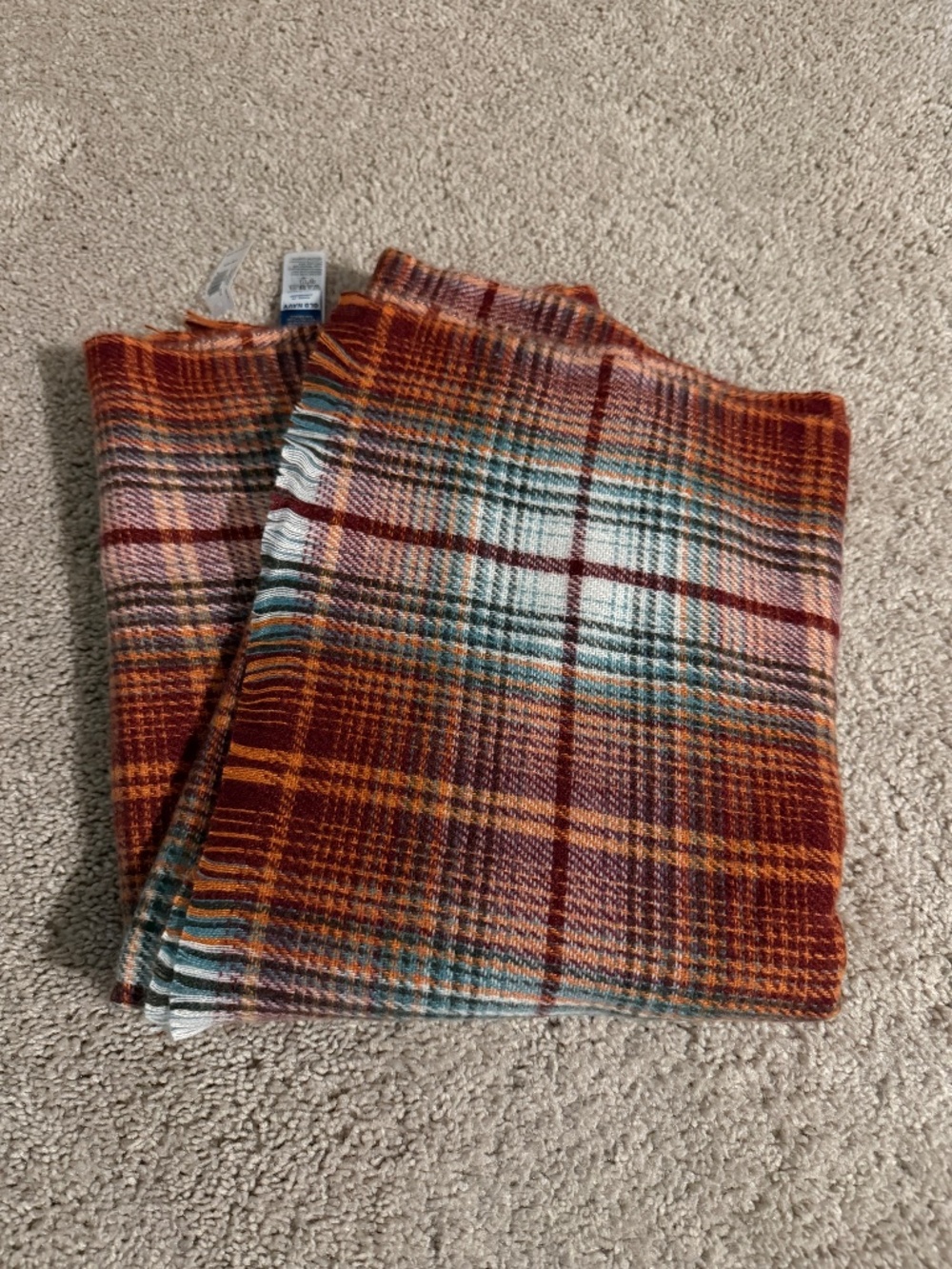 NWT Old Navy plaid blanket scarf